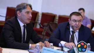 Депутатите оставят НЗОК да прахосва десетки милиони за лекарства в угода на болници и доставчици