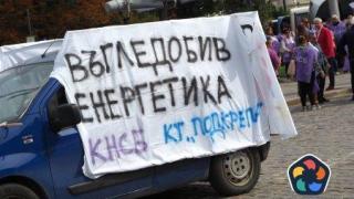 Миньорските блокади остават. Караницата за въглищата отново е в парламента
