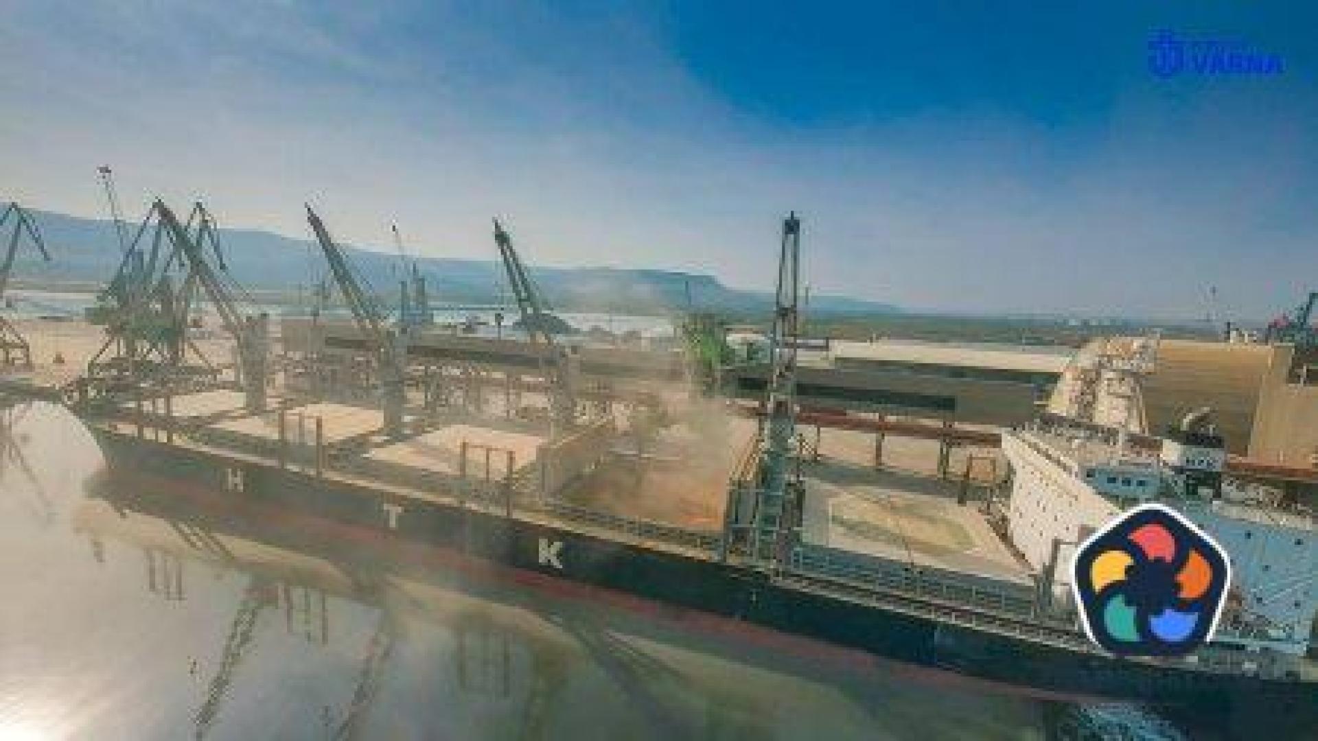 Нов зърнен терминал във Варна изпрати първи кораб с 35 хил. т жито за Алжир