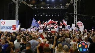 Ключови парламентарни избори в Полша