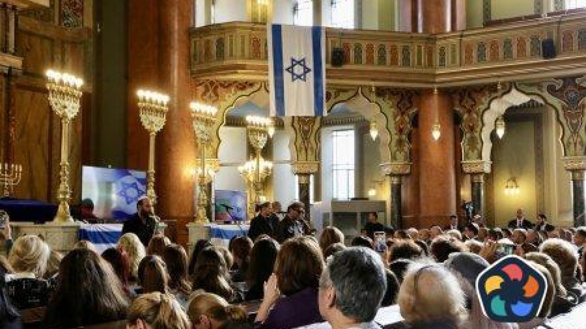 Молитва за мир: болка за жертвите и гняв към терористите