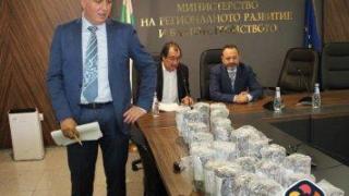 Половината от проверените пътища в гаранция са с отклонения от качеството