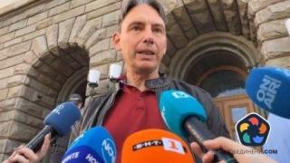 ПП-ДБ призова съда да каже още днес законна ли е отмяната на машинния вот