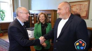 Борисов коментира раждаемостта, но не и изборите