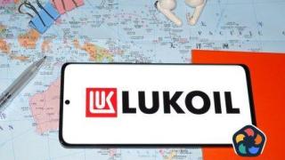 Доклад разкрива как "Нефтохим" заобикаля петролното ембарго на ЕС