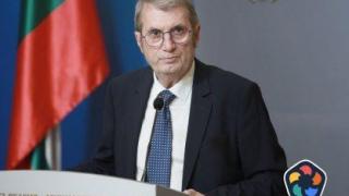 Решение за е-рецептите ще се вземе при премиера