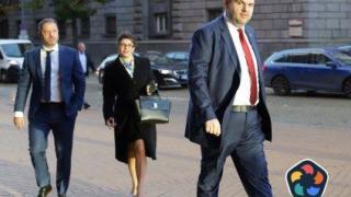 Пеевски настоява дерогацията за вноса на руски петрол да отпадне веднага