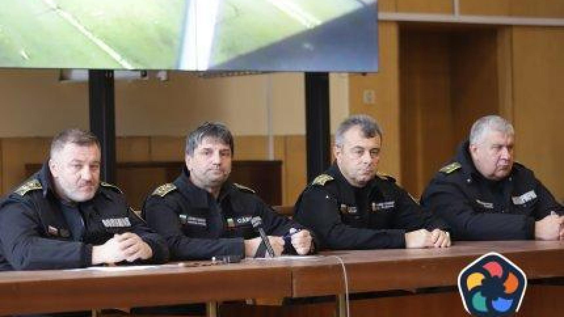 МВР: Няма полиция в света, която да остави вандали да унищожават