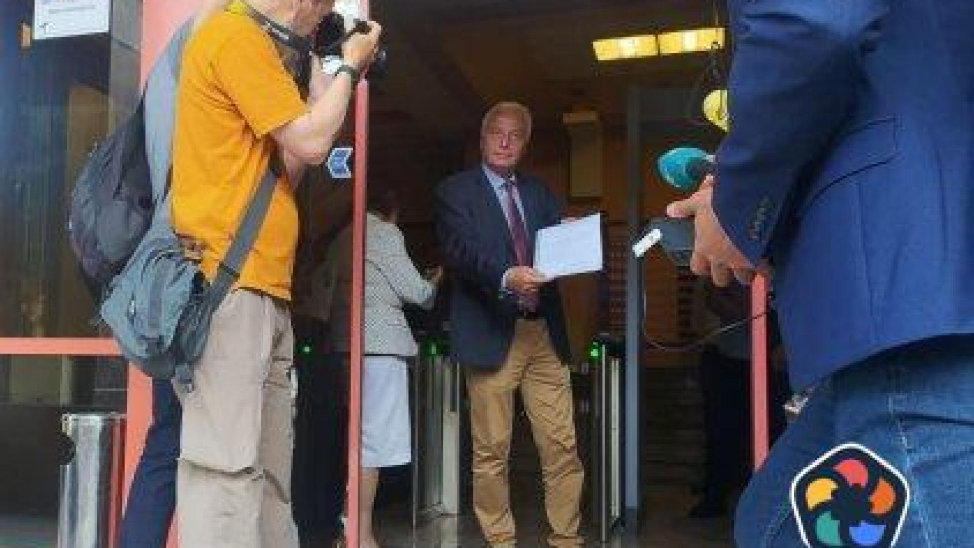 Бившият шеф на Сметната палата незаконно е спрян да се върне на поста