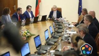 Денков иска да се провери дали полицаи са заплашвали Тагарев