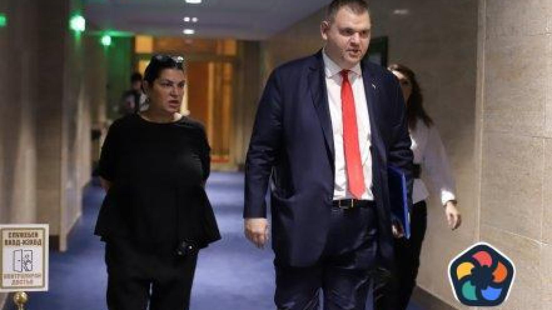 Сняг онлайн не се чисти: Пеевски в нов изблик на управленски прозрения