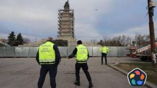 Започва демонтирането на Паметника на Съветската армия