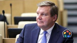 Депутат от Думата и генерал от ФСБ твърдят, че рептили са обявили война на Русия