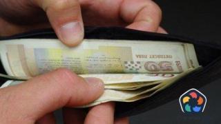 Повечето българи живеят от заплата до заплата, не спестяват и не инвестират