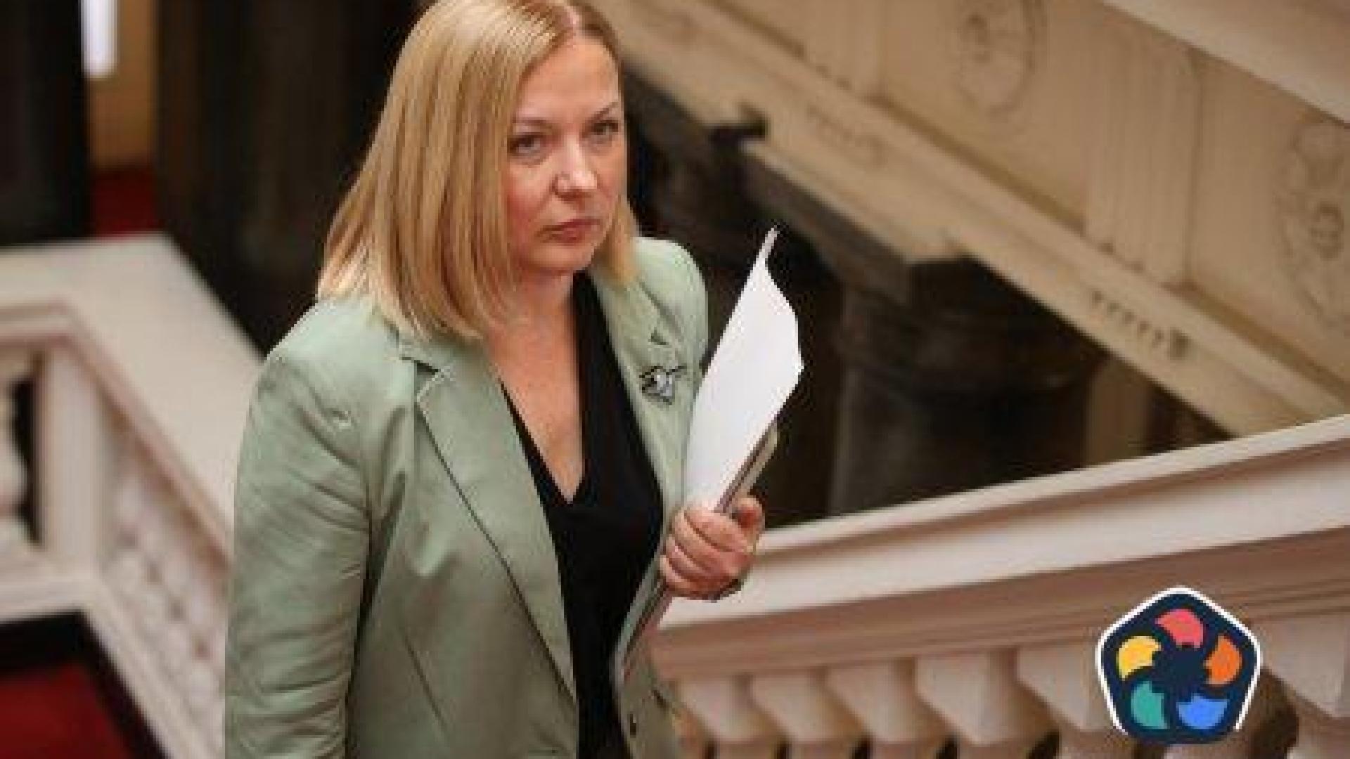 Ротацията завъртя първо конституционната комисия