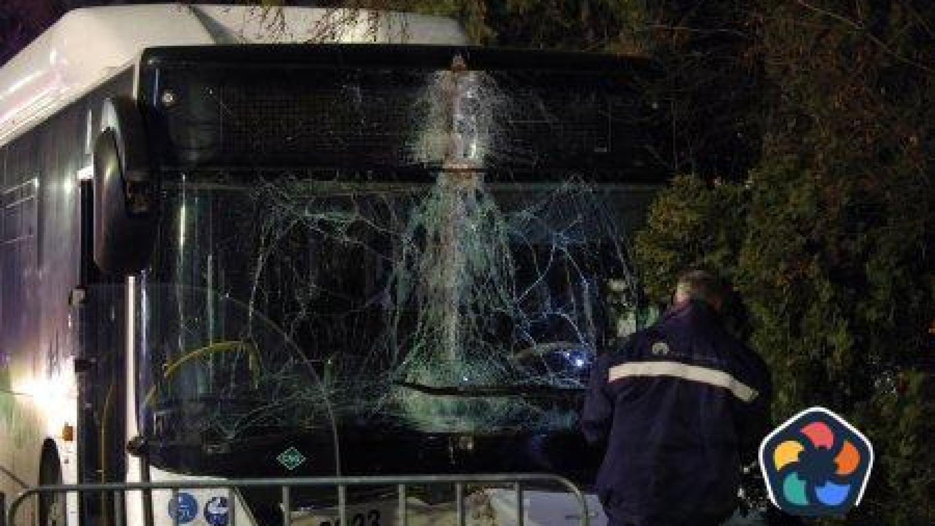 Блъснатата от автобус жена е в тежко състояние и с ампутиран крак