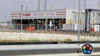 "Нефтохим" ще плаща още вноски заради евтиния руски петрол, но по свои сметки
