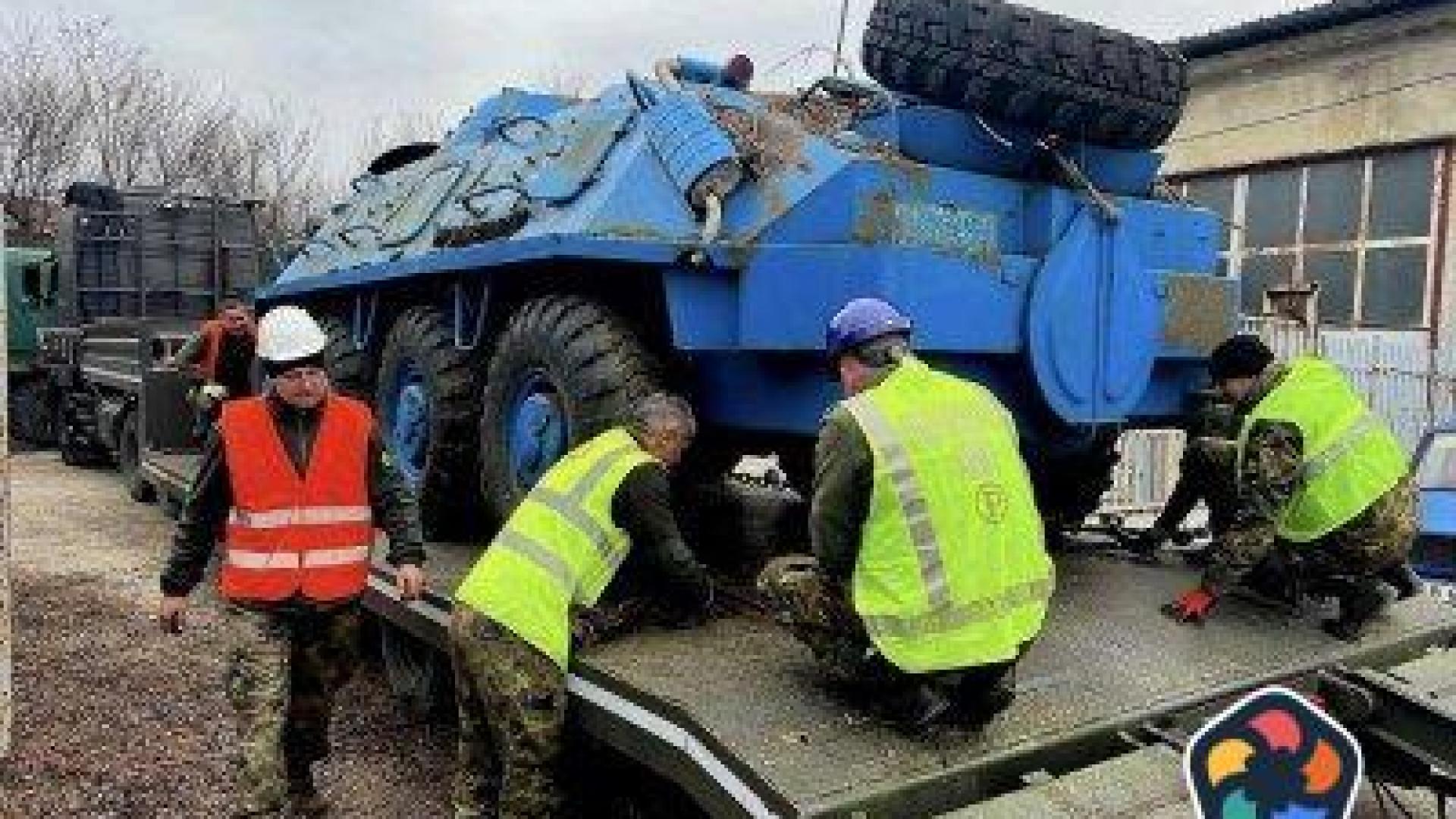 Военната помощ за Украйна: Румънска фирма забавя доставката на БТР-ите