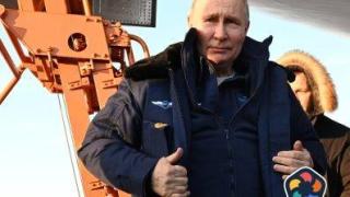 Сигнал до Запада? Путин полетя със стратегически бомбардировач