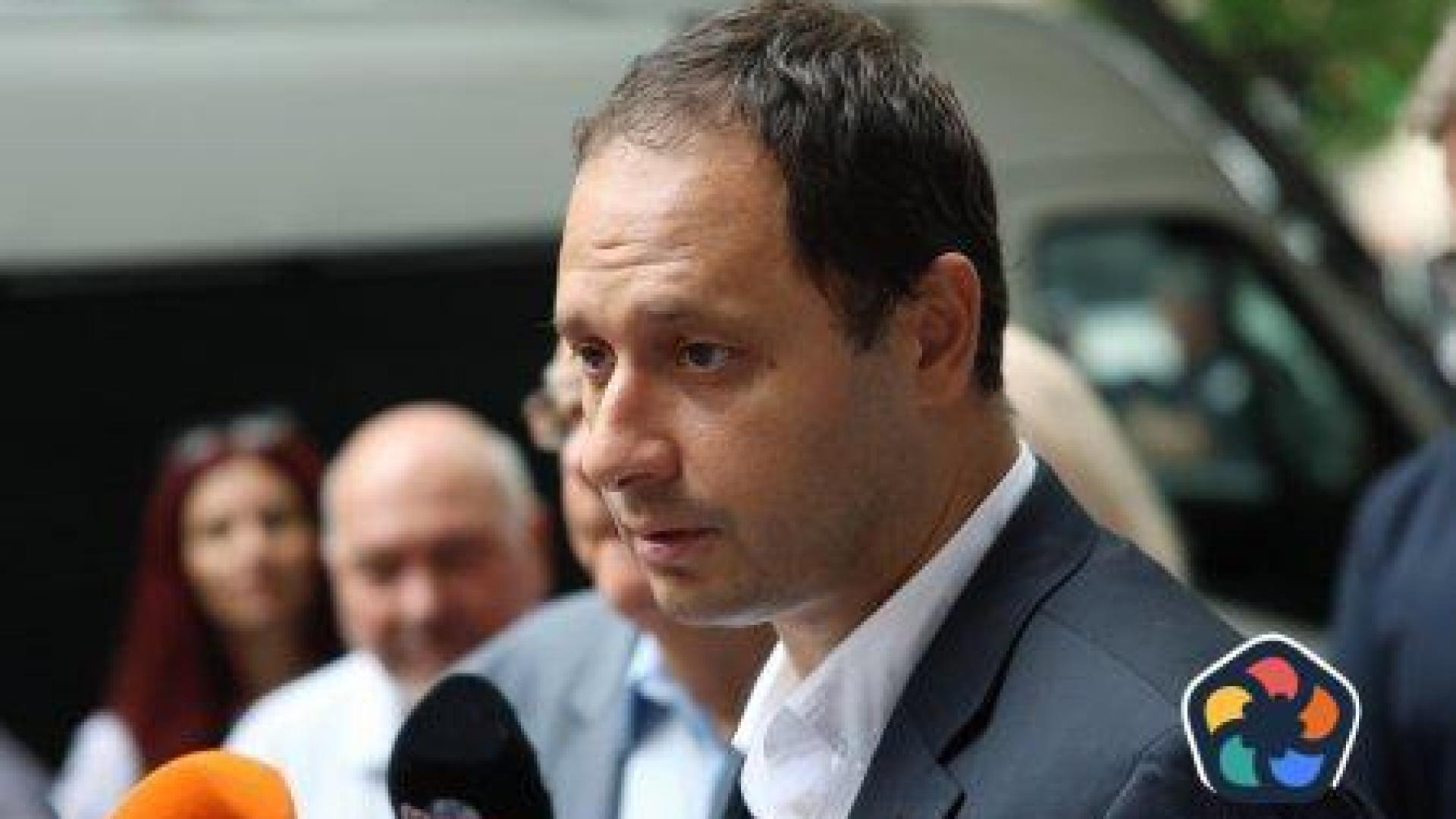 Близък до Радев политик повтори, че "Трети март" нямало амбиции за партия