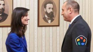 Радев връчва първия мандат на ГЕРБ-СДС. Ще върне ли Мария Габриел празна папка?