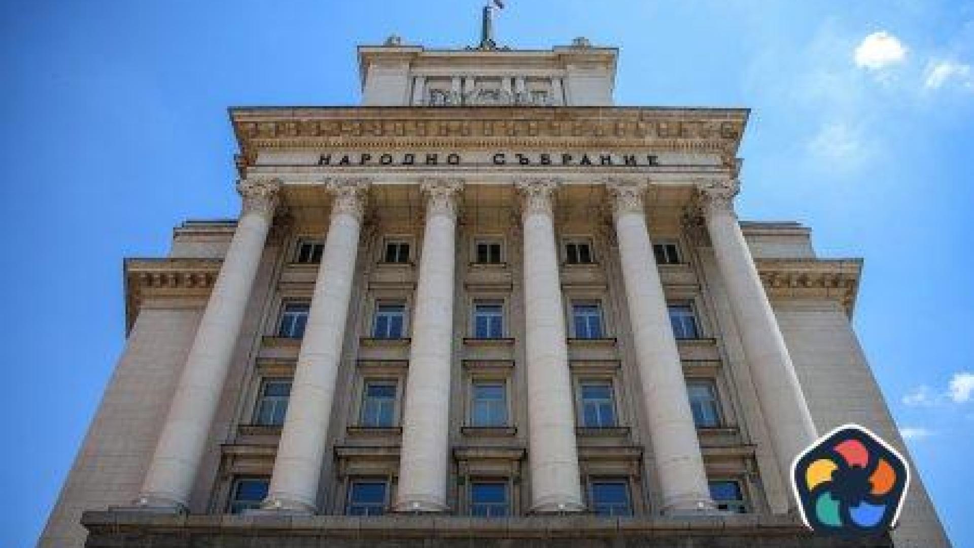 Какви са вариантите за изход от кашата с първия мандат