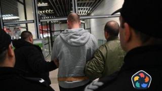 Обвиненият за убийство Рангел Бюзирев е върнат в България (видео)