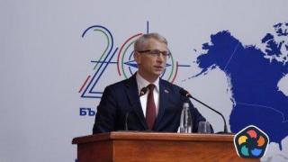 Денков: Врагът на Путин не е НАТО, а  демокрацията