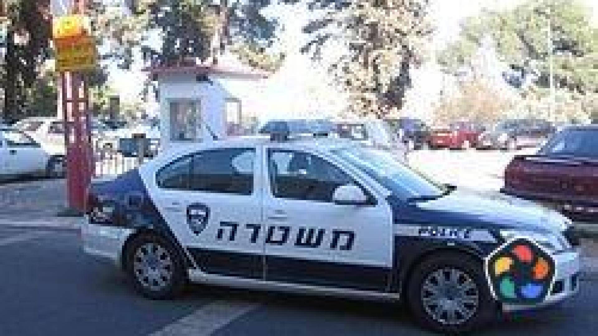 Автомобил умишлено се вряза в заграждение край Тел Авив