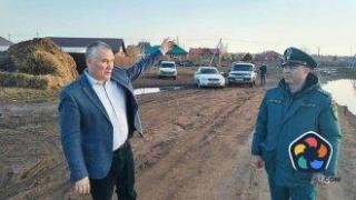 Семейството на кмета на наводнения Орск избяга в Дубай