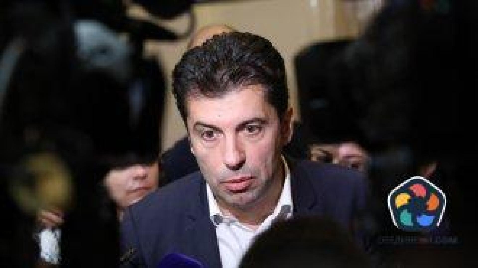Петков: Тайната координация между Борисов, Пеевски и Радев се разпада