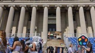 "Интифада": Пропалестинските протестиращи в Колумбийския университет презвеха академична сграда