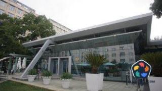МО в спор с частна фирма за тераса в центъра на София
