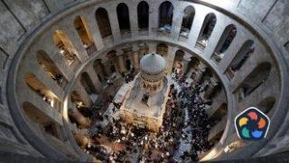 Благодатният огън се спусна в храма над Божи гроб в Йерусалим