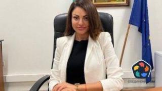 Бивша манекенка стигна до шефското място във фонд "Земеделие"
