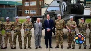 Крал Чарлз удостои с военно звание сина си Уилям
