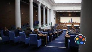 Депутатите се събират на извънредно заседание