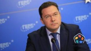 Скандалът за  Сребреница: ГЕРБ твърди, че не е оказвала натиск на Главчев, МС още няма позиция