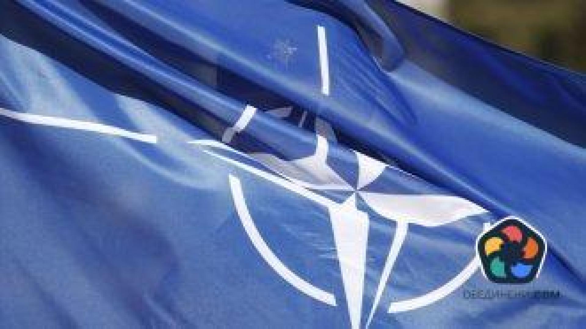 Външните министри от НАТО обсъждат план за 100 милиарда евро военна помощ за Украйна