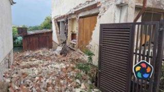 Жена бе ранена при взрив на газопровод край къщата й в Костинброд