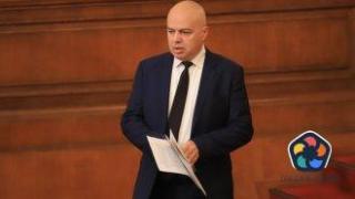 Георги Свиленски сменя Нинова начело на парламентарната група на БСП
