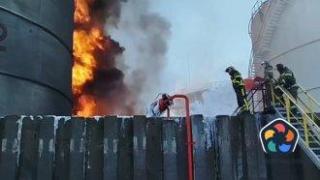 Петролни складове се запалиха след атака с дронове в Русия