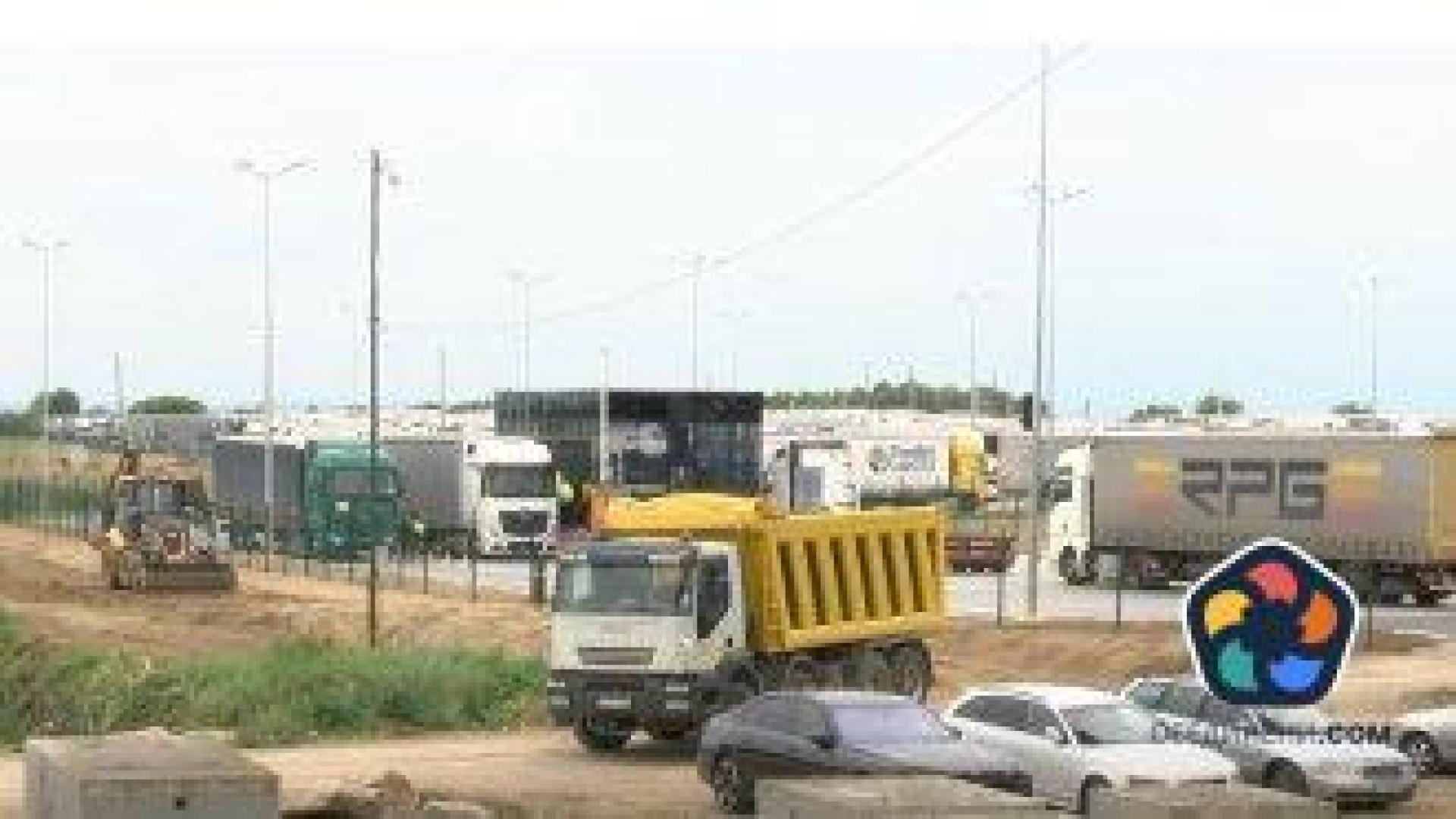 "Здрави момчета" поеха контрола, държавата абдикира и от тир паркинга край Видин (видео)