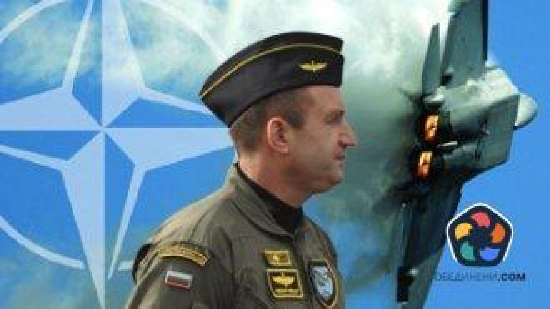 Радев полетя над София и поиска да се купят нови учебни самолети заради F-16