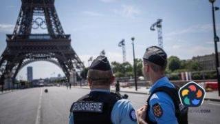 Низ от видни личности, държавници и короновани персони се очаква за откриването в Париж