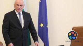 Рокада на областни управители: Главчев маха хората на Доган и запазва тези на Пеевски