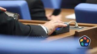 Парламентът излиза във ваканция от 17 август