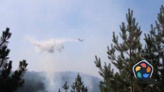Пожарът на границата с Гърция отново се усложни
