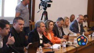 Мнозинство за третия мандат няма, но БСП и ИТН отчетоха сходство