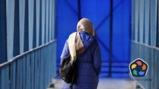 Популярно видео предизвика нови критики срещу нравствената полиция в Иран